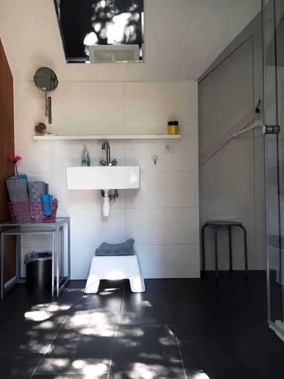 Bed & Office 050 Apartment โกรนิงเงน ภายนอก รูปภาพ