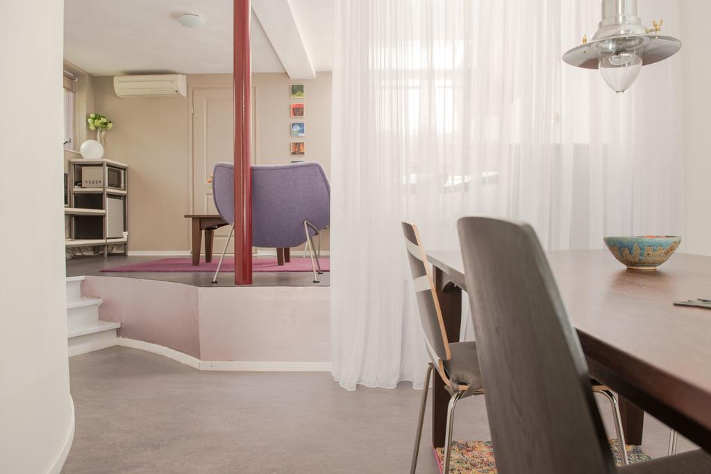Bed & Office 050 Apartment โกรนิงเงน ภายนอก รูปภาพ